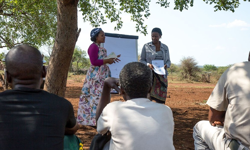 © WWF South Africa/Nick Aldridge Nelisiwe Vundla in Mangalane