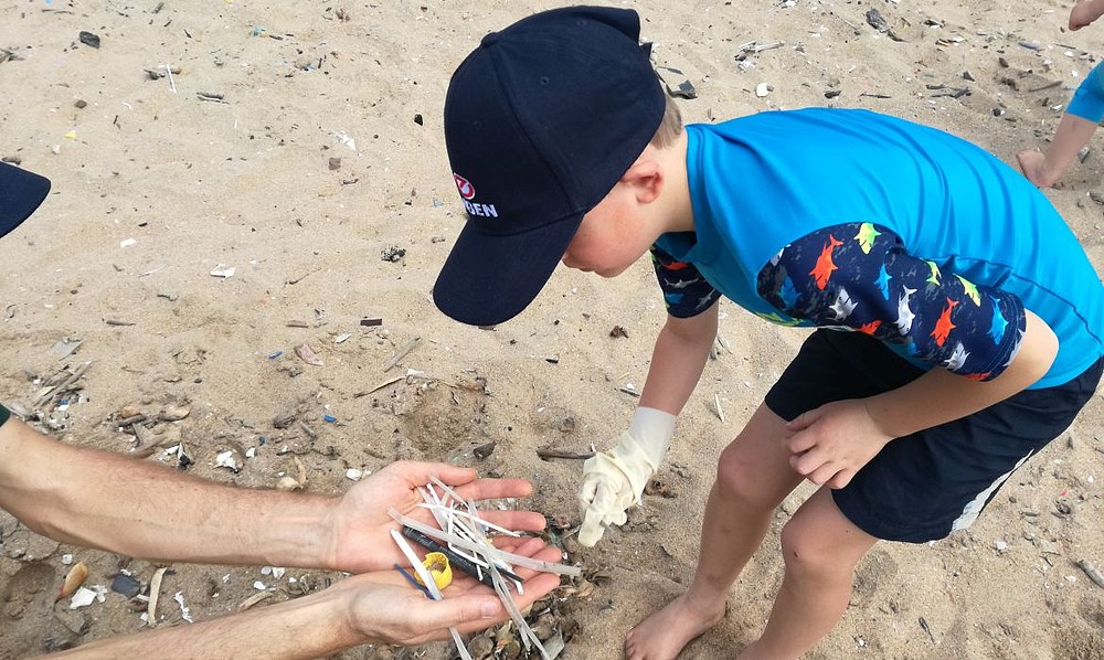 © Sue Viljoen Beach cleanup